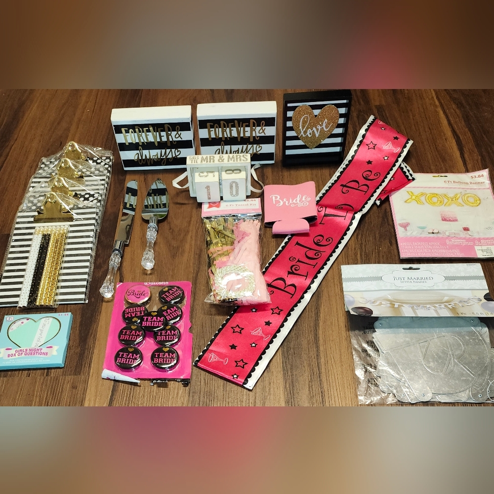 Lot of Bachelorette Party & Wedding Decorations, Most NWT/New in Package